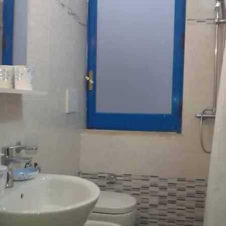 Baia House 42 アパート